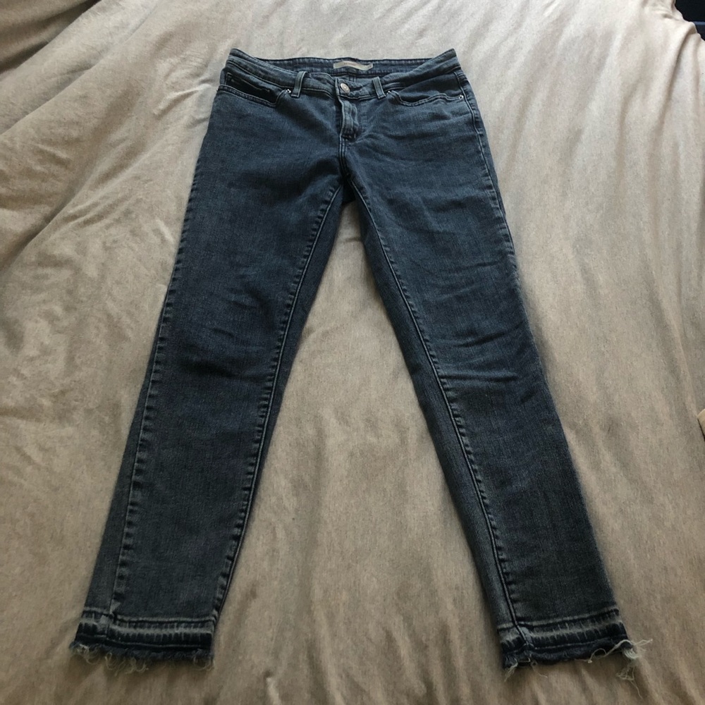 Levi’s 711 Raw Hem  - Blue wash - Size 28
